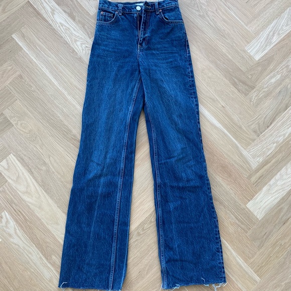 Zara Denim - Dark Blue Zara Jeans